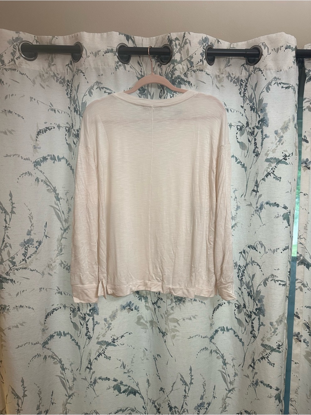 LOFT Cream Long Sleeve Lightweight Tee